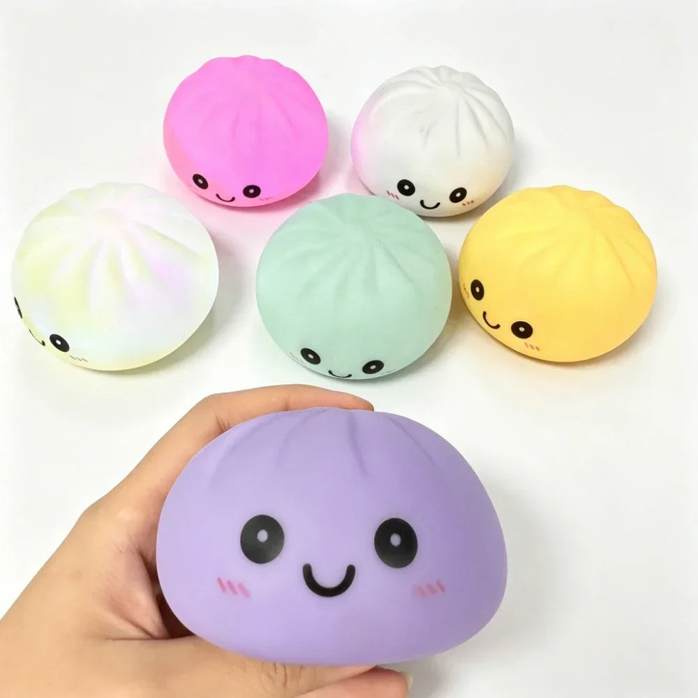 Cute Dumpling LED Night Light – 6-Color Pressable Stress Relief Lamp