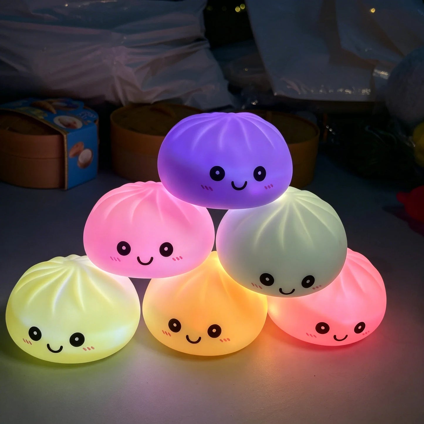 Cute Dumpling LED Night Light – 6-Color Pressable Stress Relief Lamp